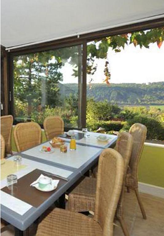 Le Compostelle Hotel Vézelay Екстериор снимка