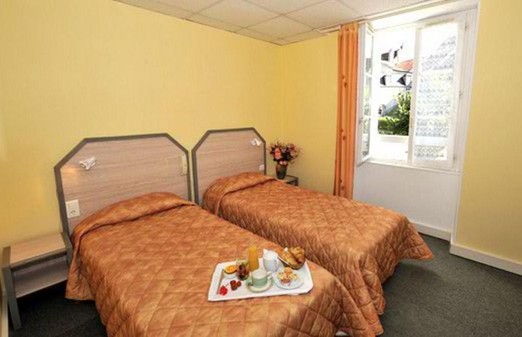 Le Compostelle Hotel Vézelay Стая снимка