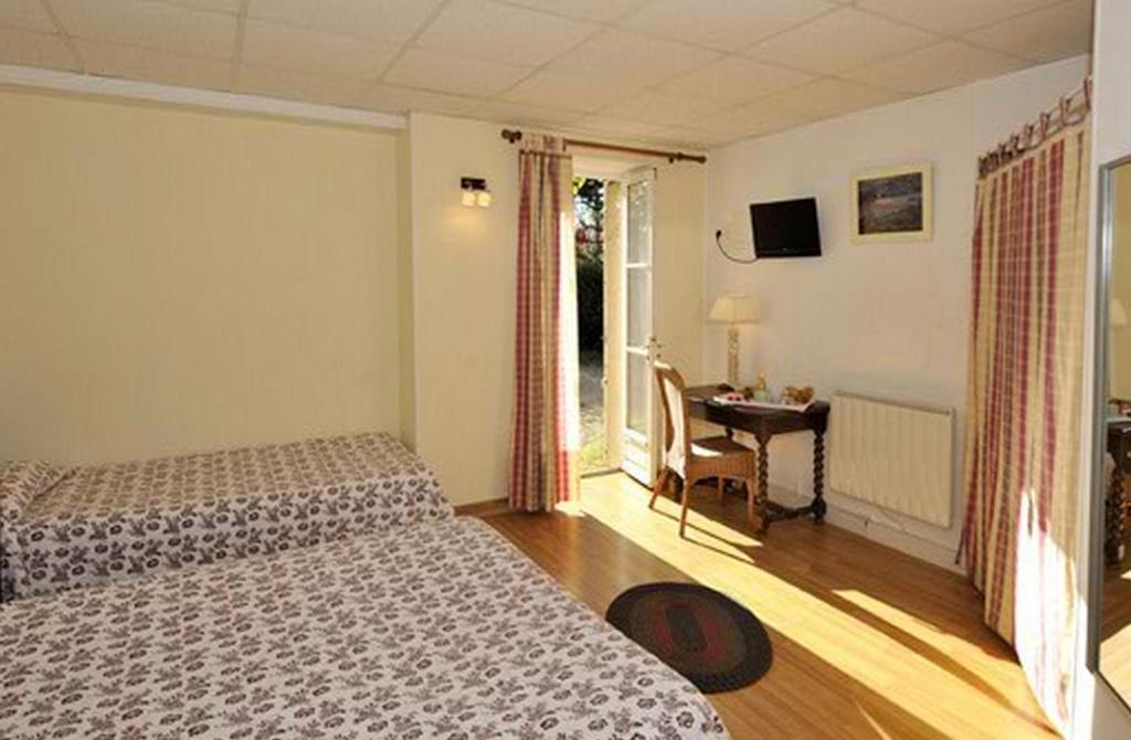 Le Compostelle Hotel Vézelay Стая снимка