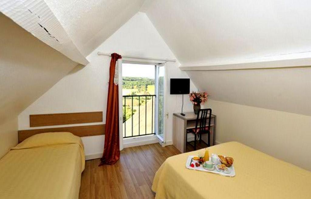 Le Compostelle Hotel Vézelay Стая снимка